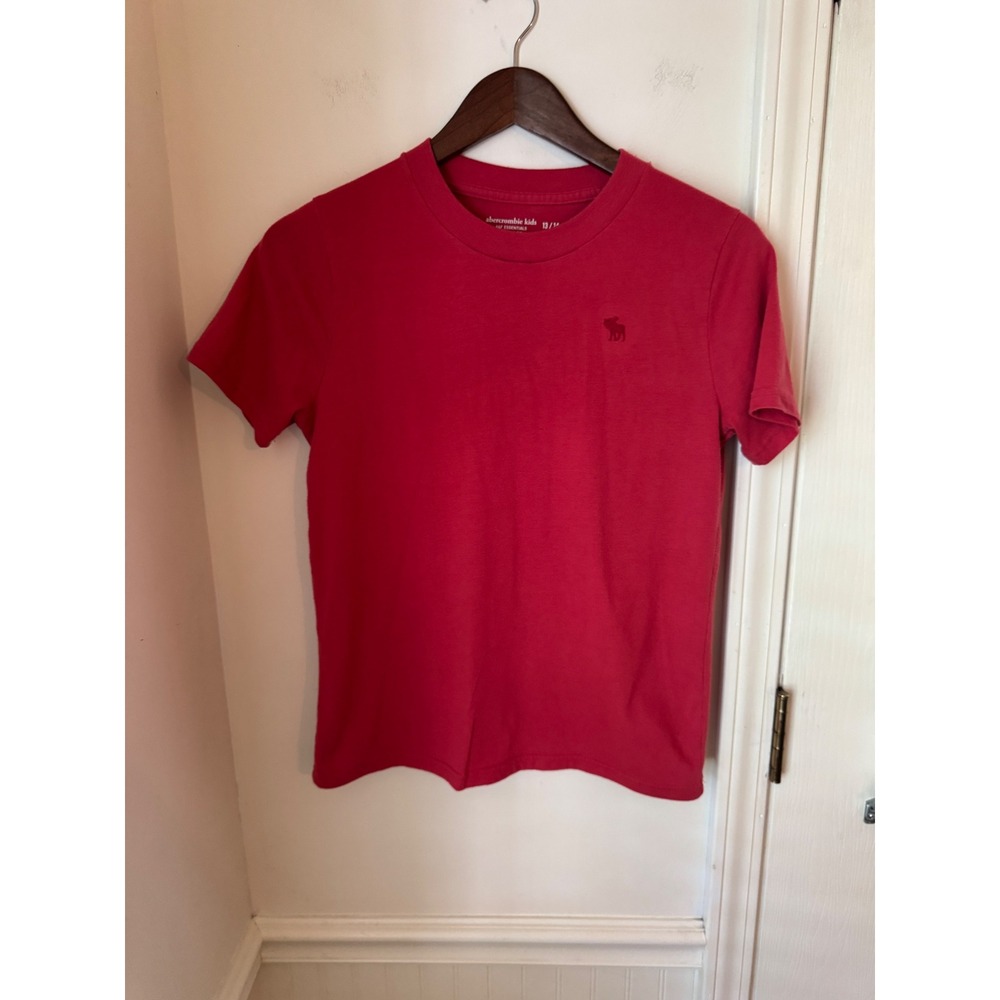 Abercrombie Kids A&F Essentials Red Classic Fit Moose Logo T-Shirt Size 13/14